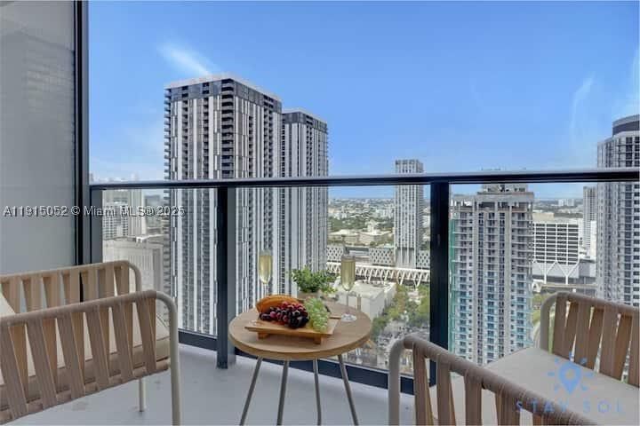 Real estate property located at 159 6th St #3004, Miami-dade, Natiivo / Gale Residences, Miami, FL