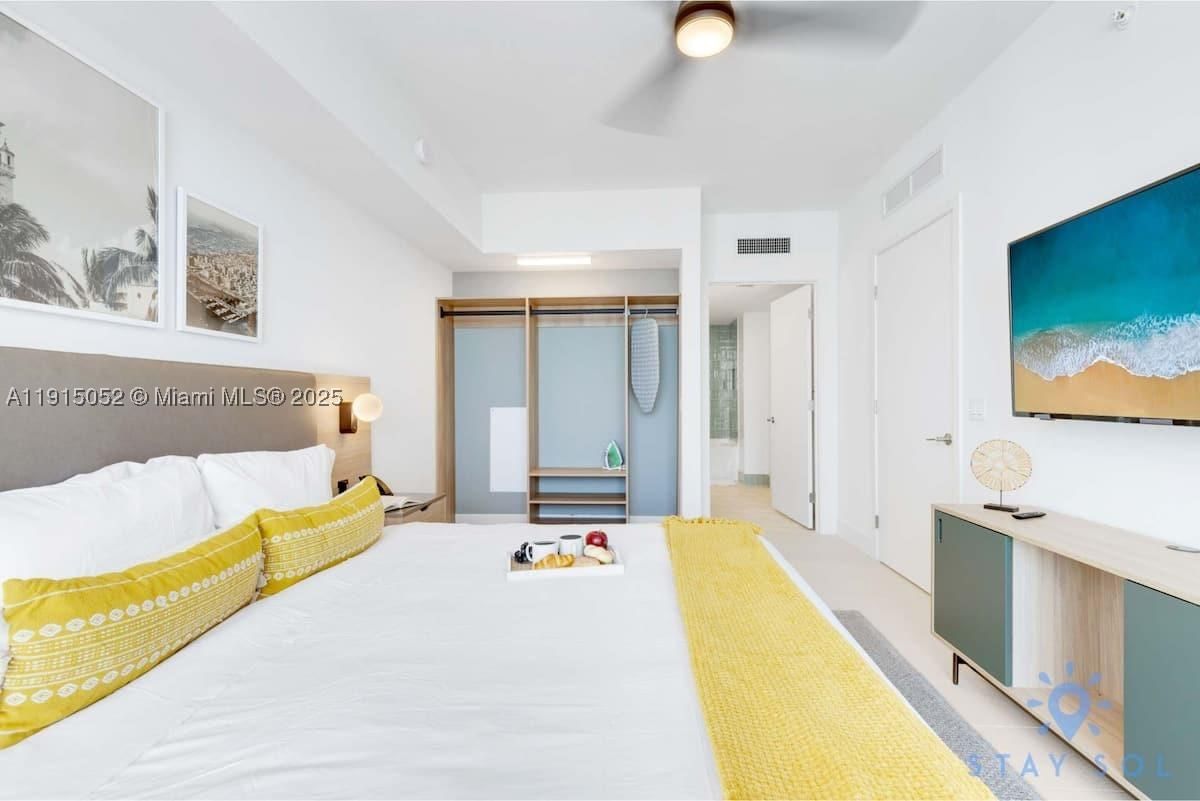 Real estate property located at 159 6th St #3004, Miami-dade, Natiivo / Gale Residences, Miami, FL