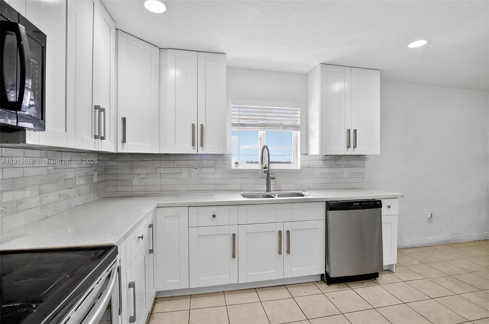 Real estate property located at 2920 9th Pl, Broward, Washington Park Second Ad, Fort Lauderdale, FL