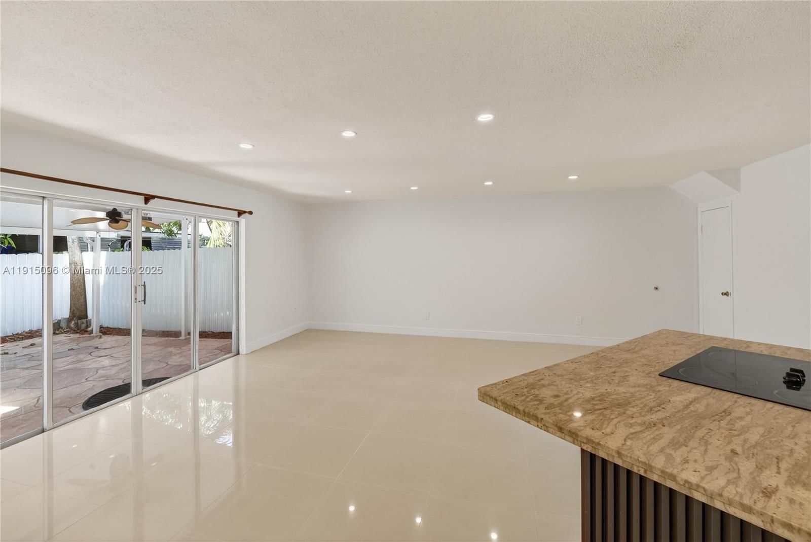 Real estate property located at 6822 2nd Ln, Miami-dade, Palm Springs Villas 3rd A, Hialeah, FL