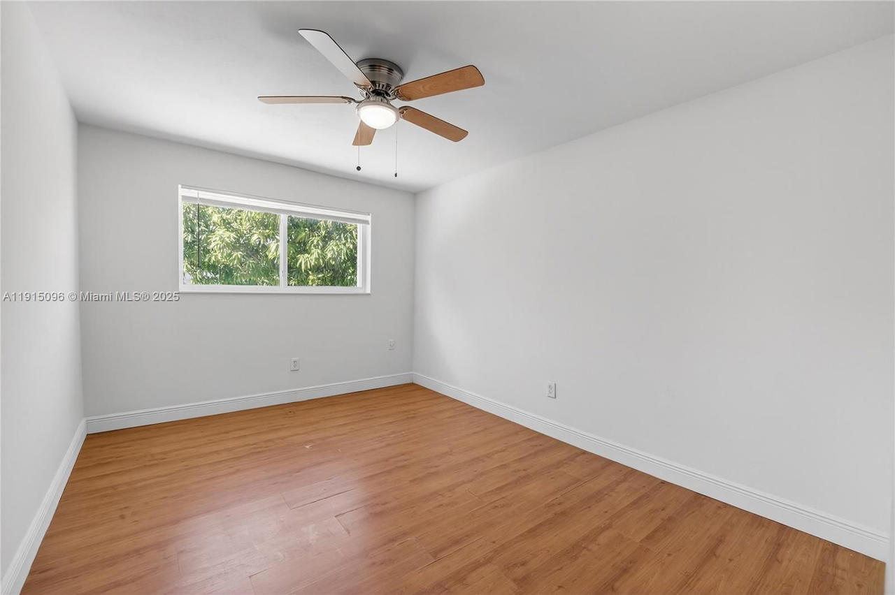 Real estate property located at 6822 2nd Ln, Miami-dade, Palm Springs Villas 3rd A, Hialeah, FL