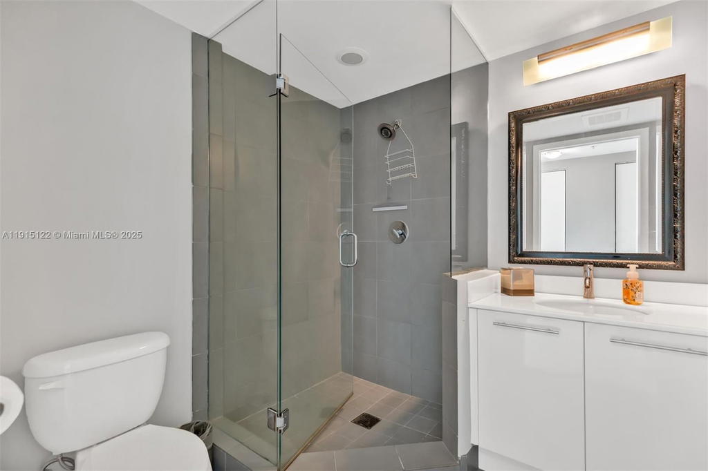 Real estate property located at 92 3rd St #4510, Miami-dade, Mint Condo, Miami, FL