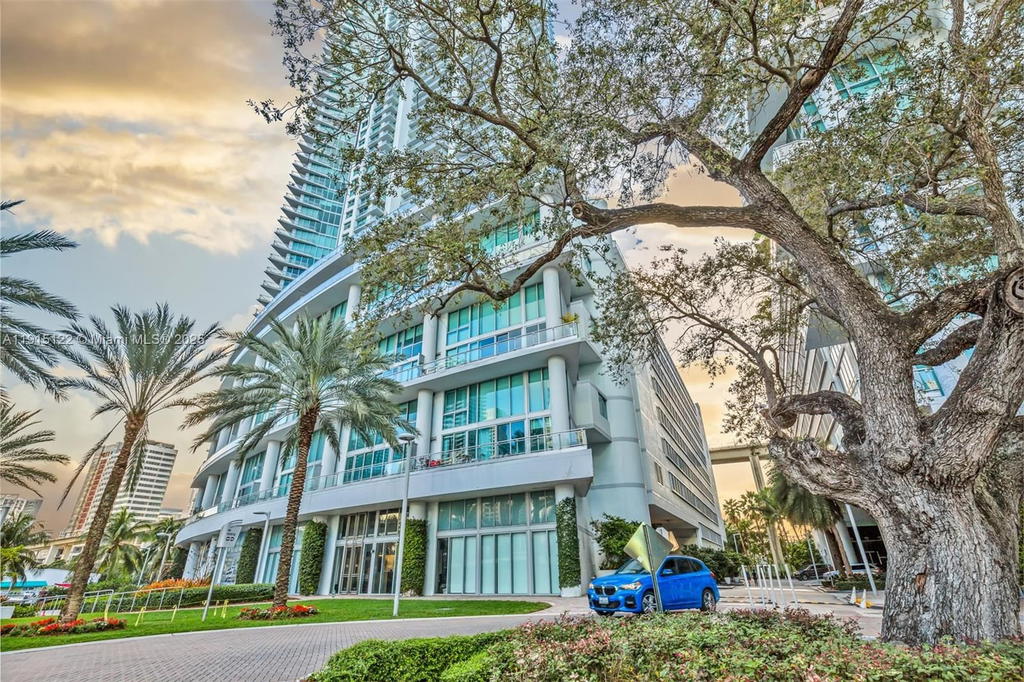 Real estate property located at 92 3rd St #4510, Miami-dade, Mint Condo, Miami, FL