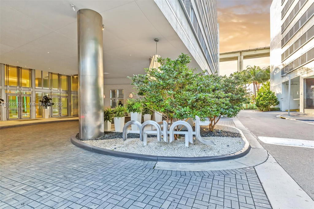 Real estate property located at 92 3rd St #4510, Miami-dade, Mint Condo, Miami, FL