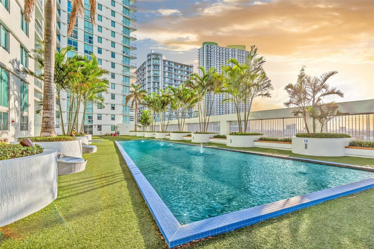 Real estate property located at 92 3rd St #4510, Miami-dade, Mint Condo, Miami, FL