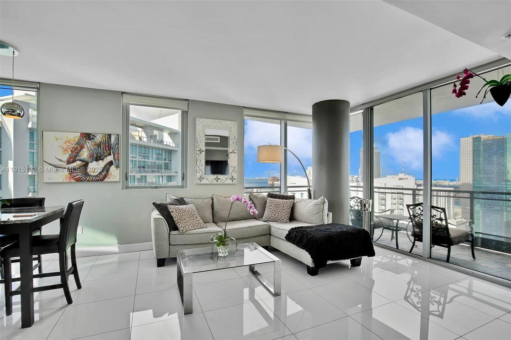 Real estate property located at 92 3rd St #4510, Miami-dade, Mint Condo, Miami, FL