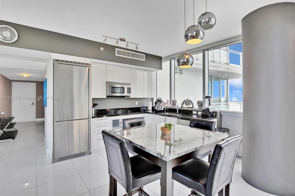 Real estate property located at 92 3rd St #4510, Miami-dade, Mint Condo, Miami, FL