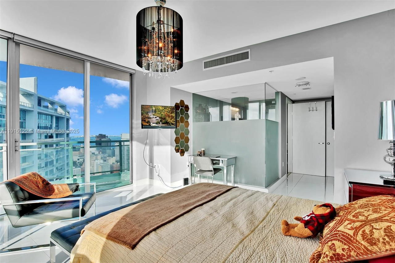 Real estate property located at 92 3rd St #4510, Miami-dade, Mint Condo, Miami, FL