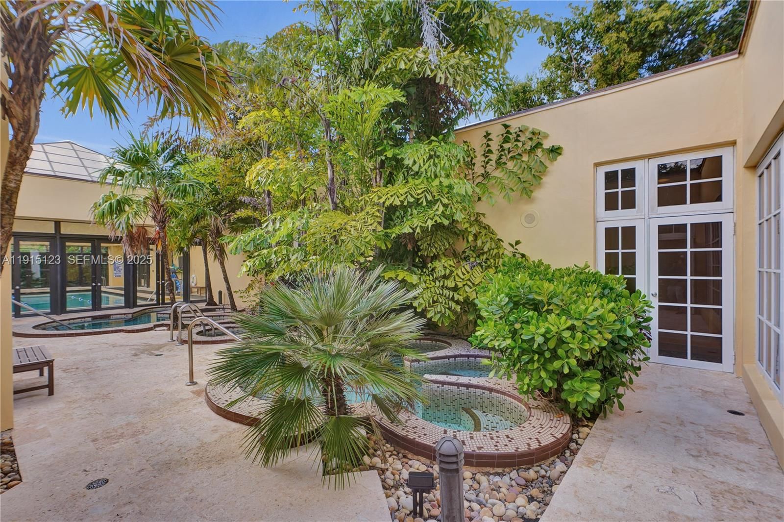 Real estate property located at 2000 Towerside Ter #301, Miami-dade, Towers Of Quayside, Miami, FL
