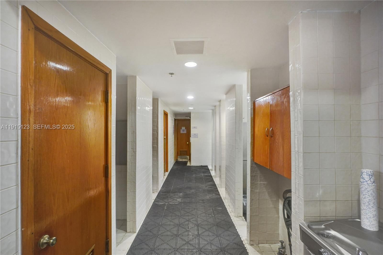 Real estate property located at 2000 Towerside Ter #301, Miami-dade, Towers Of Quayside, Miami, FL