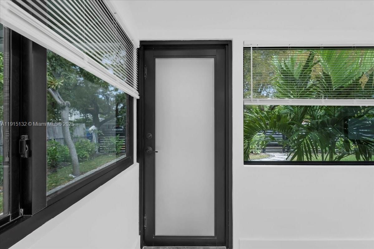 Real estate property located at 5220 6 ST, Miami-dade, Hills Trail Grove, Miami, FL