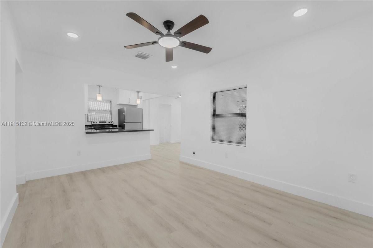 Real estate property located at 5220 6 ST, Miami-dade, Hills Trail Grove, Miami, FL