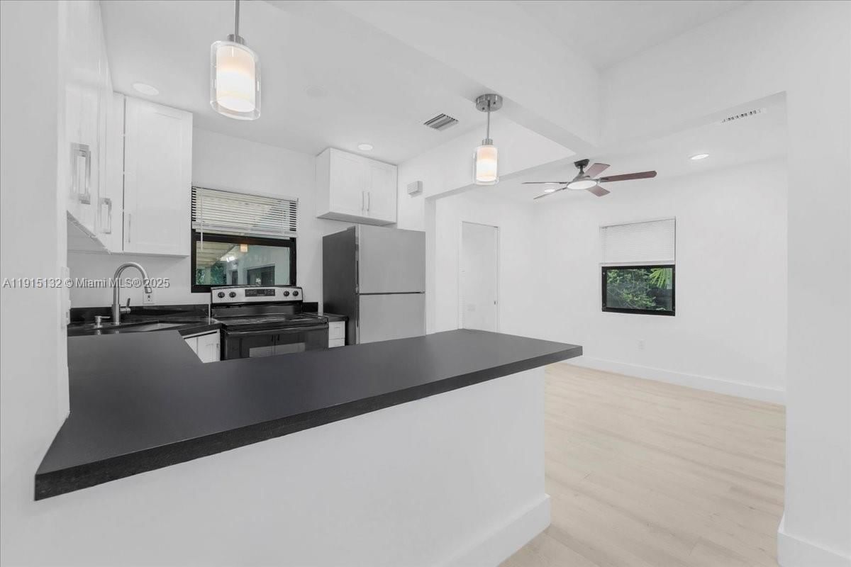 Real estate property located at 5220 6 ST, Miami-dade, Hills Trail Grove, Miami, FL