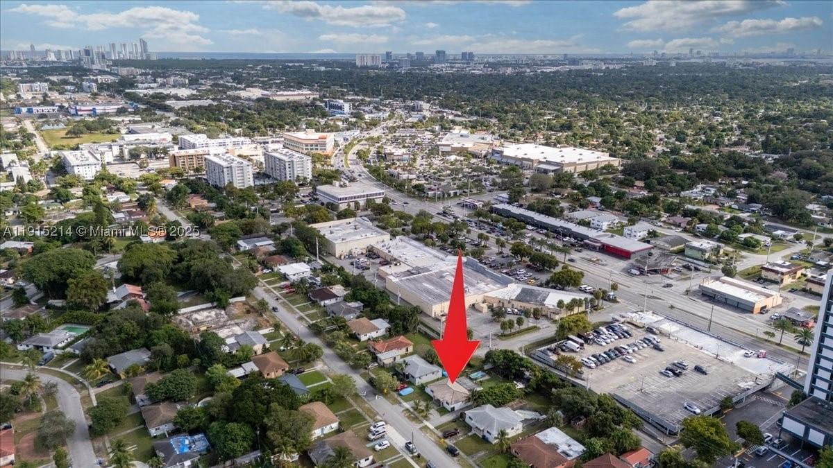 Real estate property located at 640 168th St, Miami-dade, 1st Addn To Panuleta Gard, North Miami Beach, FL