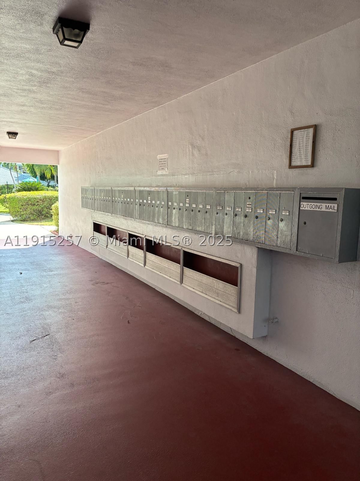 Real estate property located at 2050 39th St #311 NORTH, Broward, Lighthouse Point Gardens, Lighthouse Point, FL