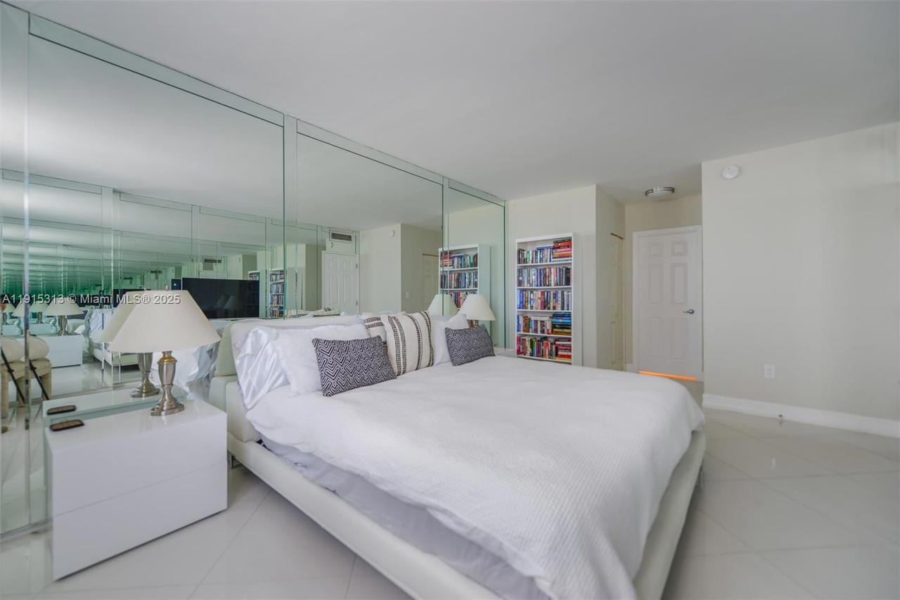 Real estate property located at 1950 Ocean Dr #5G, Broward, Hemispheres Condo, Hallandale Beach, FL