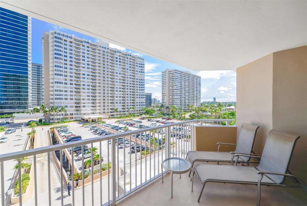 Real estate property located at 1950 Ocean Dr #5G, Broward, Hemispheres Condo, Hallandale Beach, FL