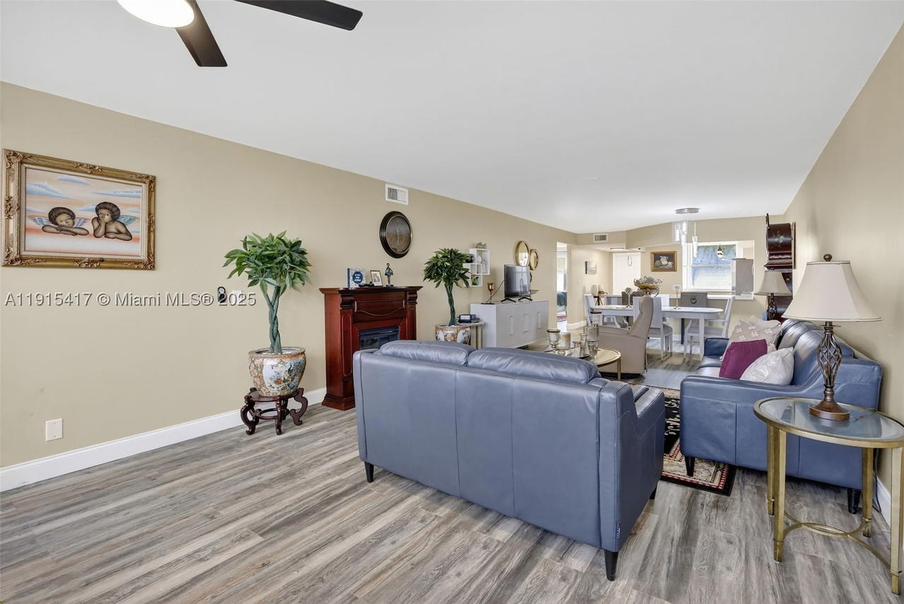 Real estate property located at 2521 104th Ave #203, Broward, Sunrise Lakes 211 Condo, Sunrise, FL