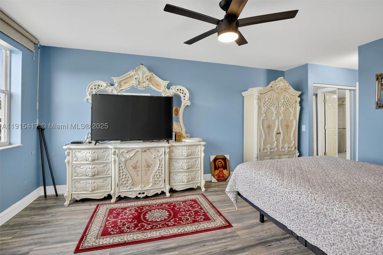 Real estate property located at 2521 104th Ave #203, Broward, Sunrise Lakes 211 Condo, Sunrise, FL