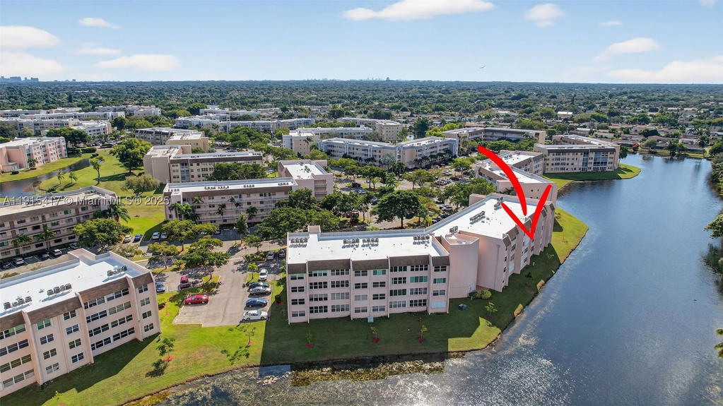 Real estate property located at 2521 104th Ave #203, Broward, Sunrise Lakes 211 Condo, Sunrise, FL