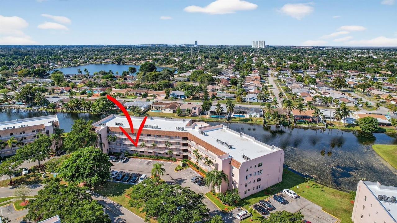 Real estate property located at 2521 104th Ave #203, Broward, Sunrise Lakes 211 Condo, Sunrise, FL