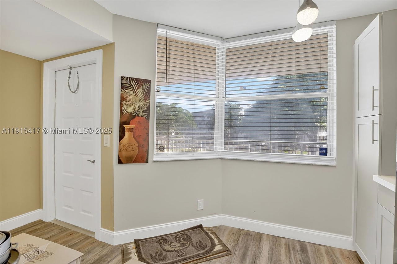 Real estate property located at 2521 104th Ave #203, Broward, Sunrise Lakes 211 Condo, Sunrise, FL