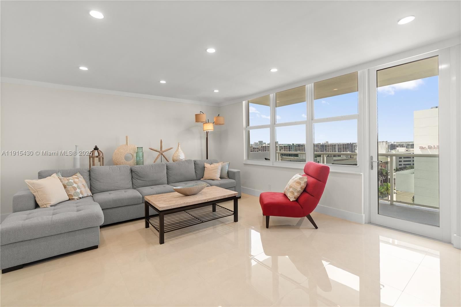 Real estate property located at 3725 Ocean Dr #1225, Broward, Sea Air Towers Condo, Hollywood, FL