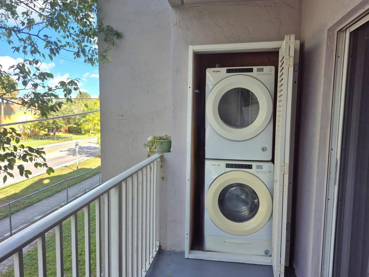 Real estate property located at 2660 76th St #207, Miami-dade, Terrazas Del Sol Condo, Hialeah, FL