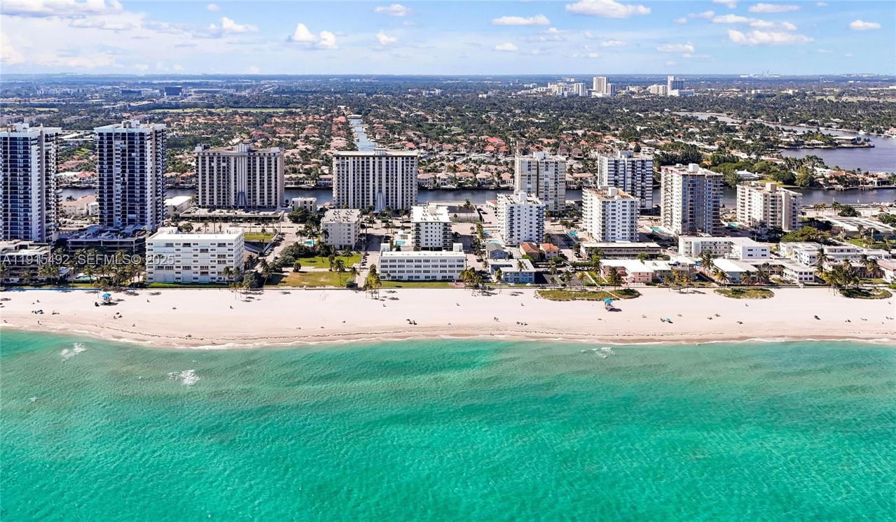 Real estate property located at 1801 Ocean Drive #207, Broward, Hyde Park Towers Condo, Hollywood, FL