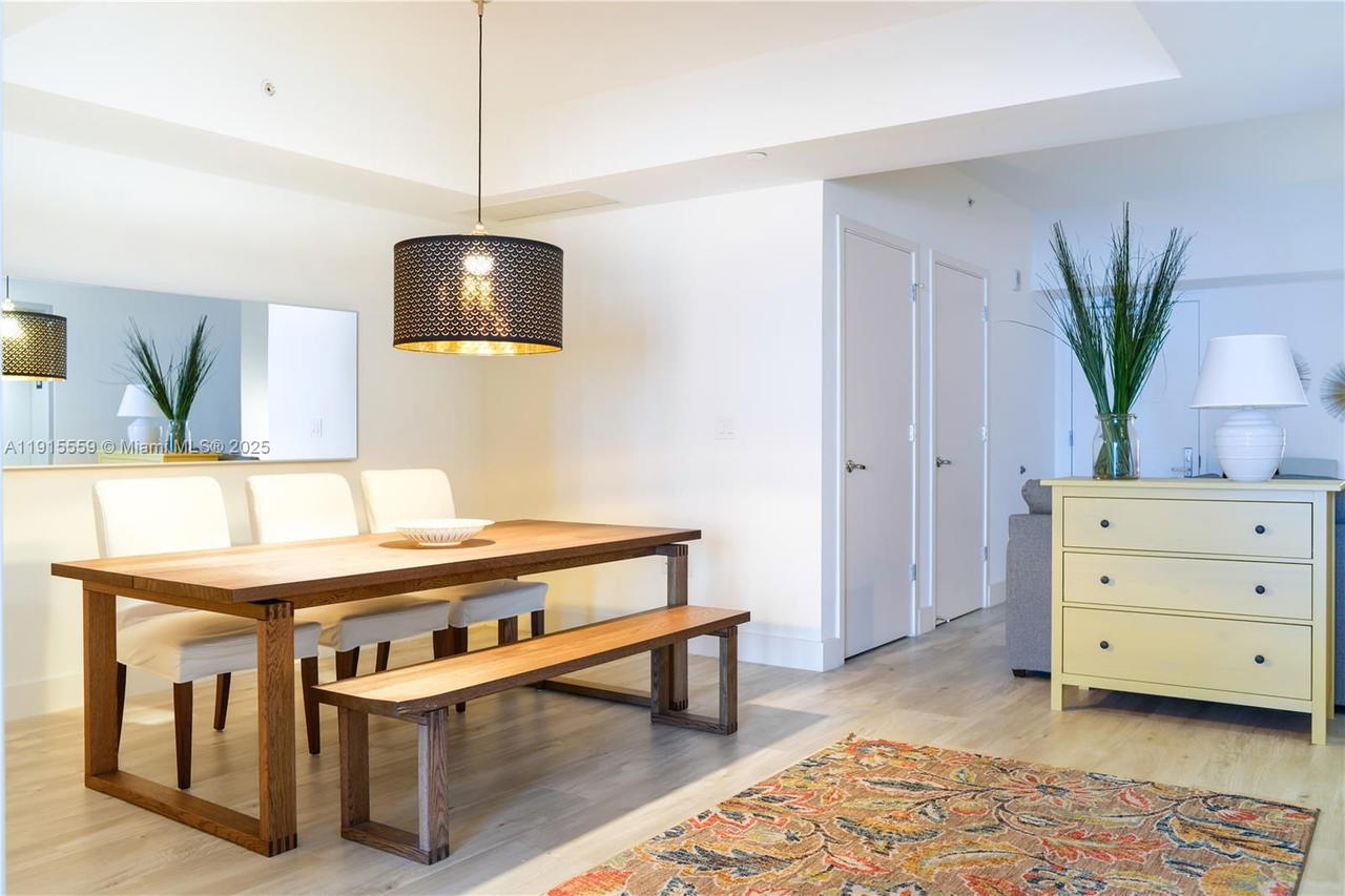 Real estate property located at 1010 Brickell Ave #3002, Miami-dade, 1010 Brickell Condo, Miami, FL