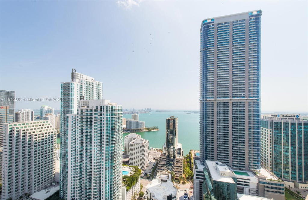 Real estate property located at 1010 Brickell Ave #3002, Miami-dade, 1010 Brickell Condo, Miami, FL