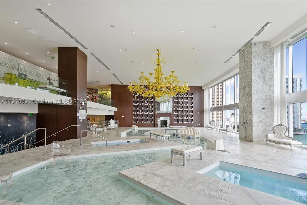 Real estate property located at 495 Brickell Ave #2206, Miami-dade, Icon Brickell No Two, Miami, FL