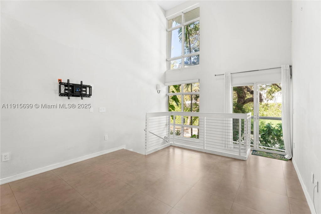 Real estate property located at 1853 Jefferson Ave #6, Miami-dade, Golf Course Sub Amd Pl, Miami Beach, FL