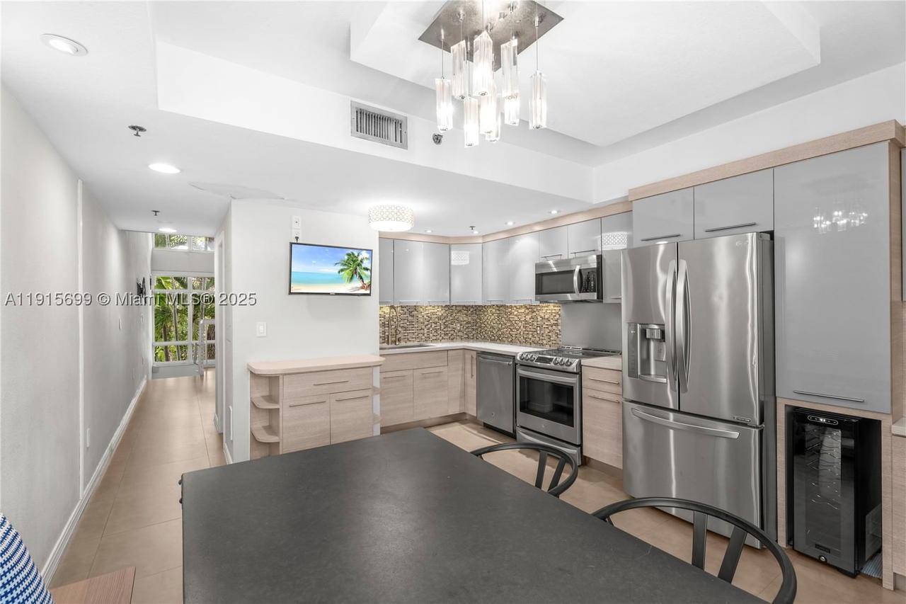 Real estate property located at 1853 Jefferson Ave #6, Miami-dade, Golf Course Sub Amd Pl, Miami Beach, FL