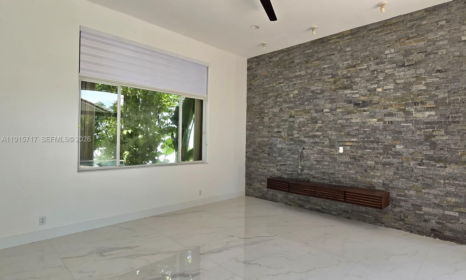 Real estate property located at 1506 Lantana Ct, Broward, The Islands, Weston, FL