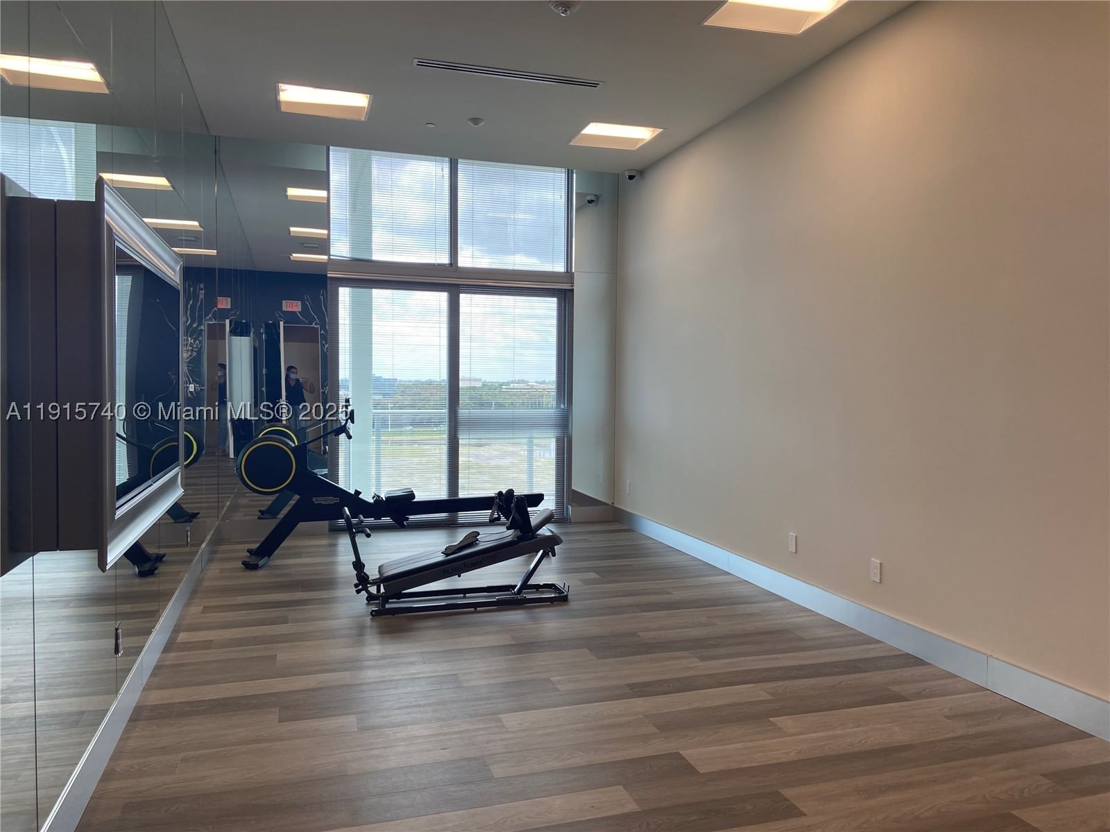 Real estate property located at 2000 Metropica Way #2104, Broward, Metropica North Tower One, Sunrise, FL