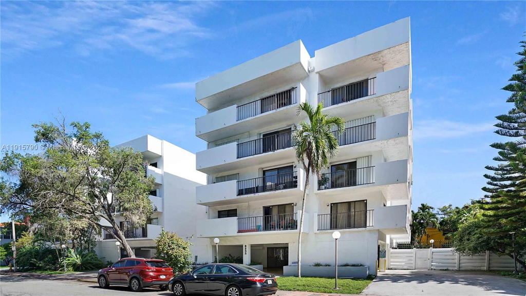 Real estate property located at 8255 Abbott Ave #403, Miami-dade, Abbott By The Sea Condo, Miami Beach, FL