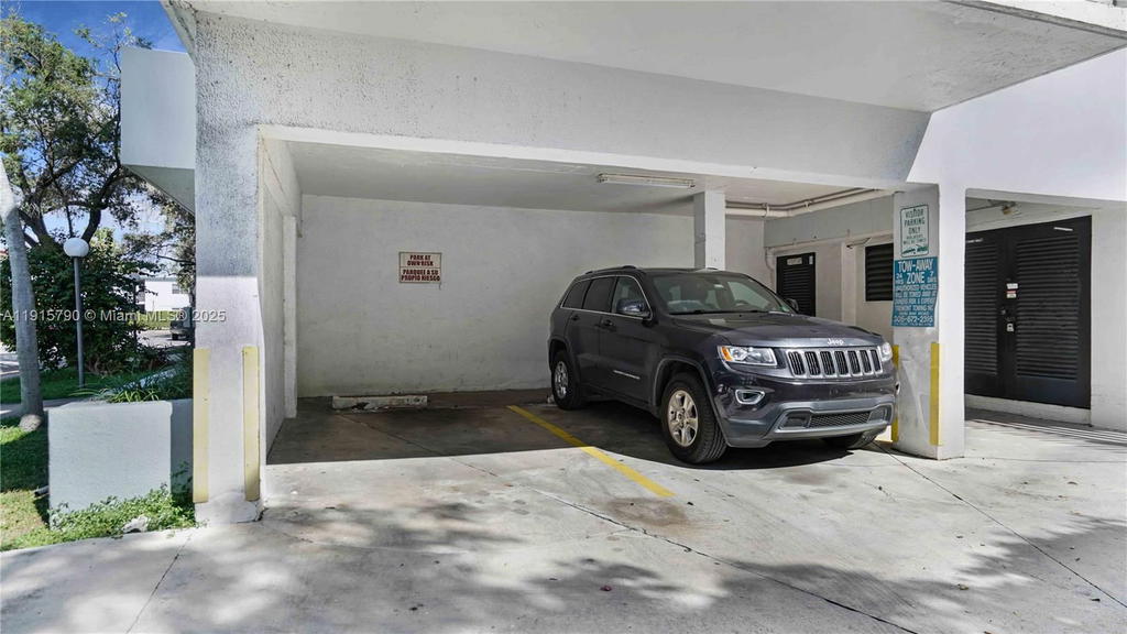 Real estate property located at 8255 Abbott Ave #403, Miami-dade, Abbott By The Sea Condo, Miami Beach, FL