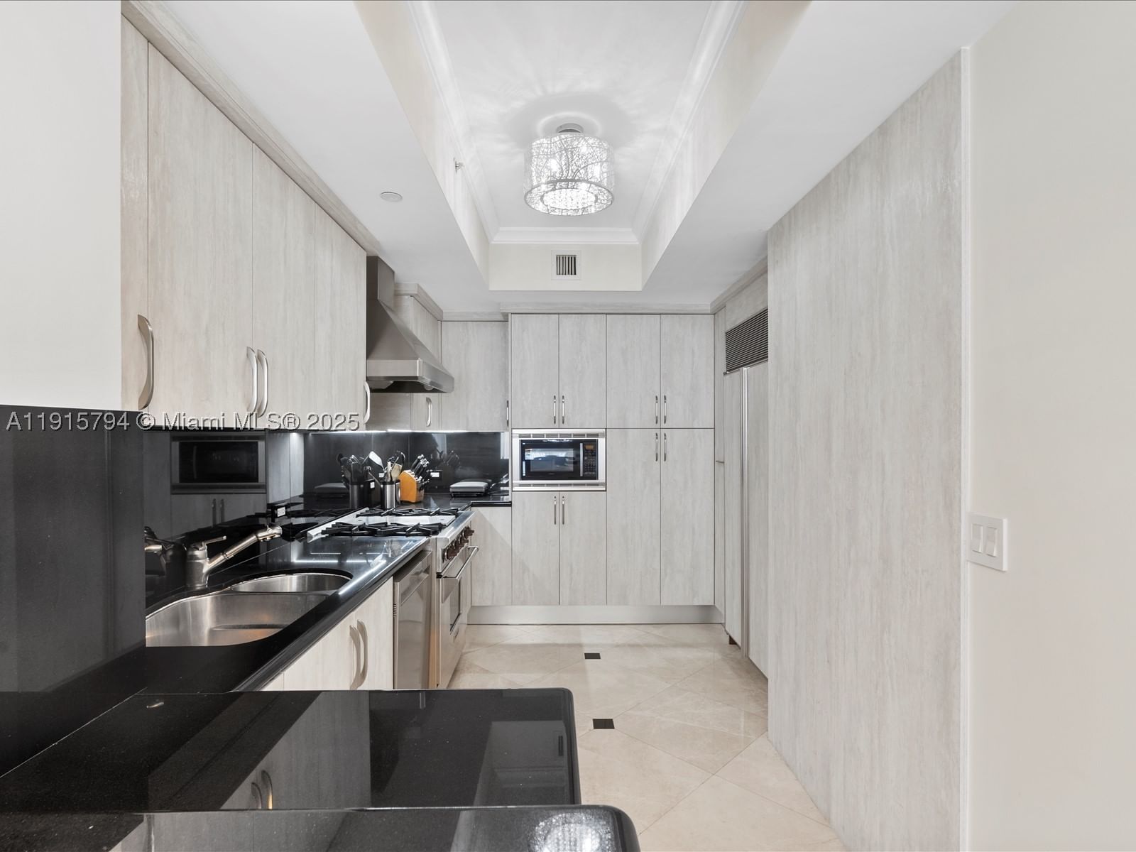 Real estate property located at 17875 Collins Ave #3305, Miami-dade, Acqualina Ocean Residence, Sunny Isles Beach, FL