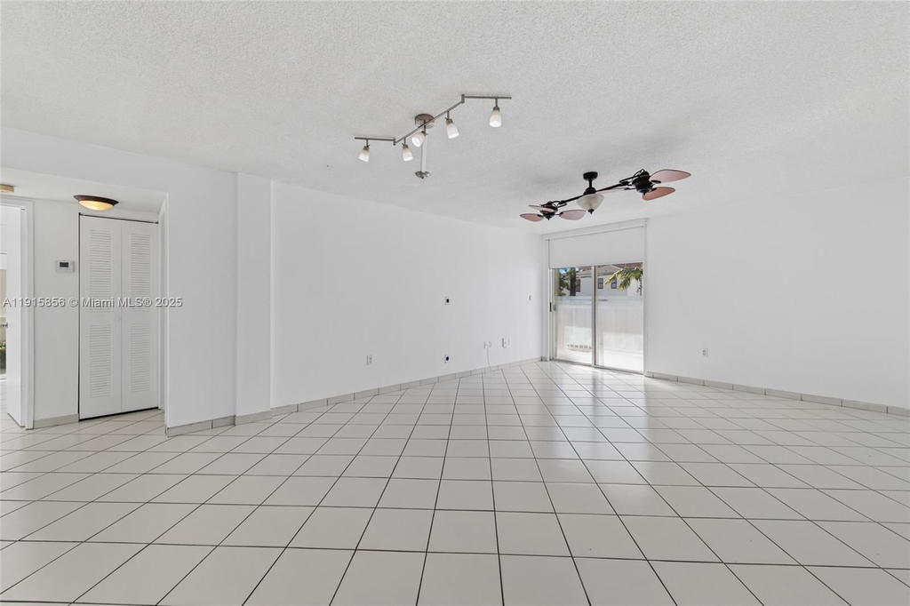 Real estate property located at 7832 Collins Ave #207, Miami-dade, Park Beach Club Condo, Miami Beach, FL