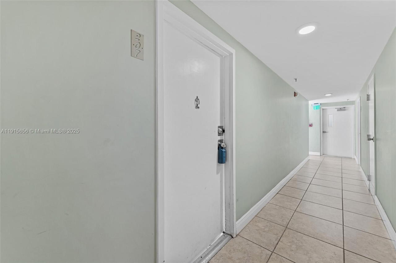 Real estate property located at 7832 Collins Ave #207, Miami-dade, Park Beach Club Condo, Miami Beach, FL