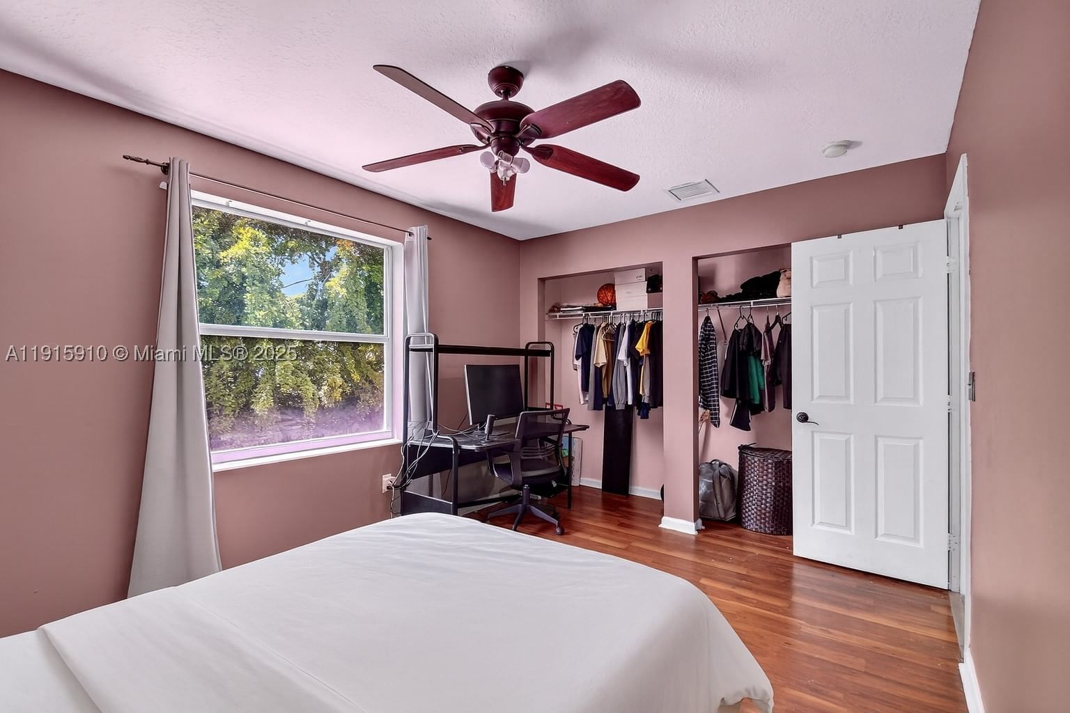 Real estate property located at 1579 Briar Oak Dr, Palm Beach, Madison Green 1 Par B, Royal Palm Beach, FL