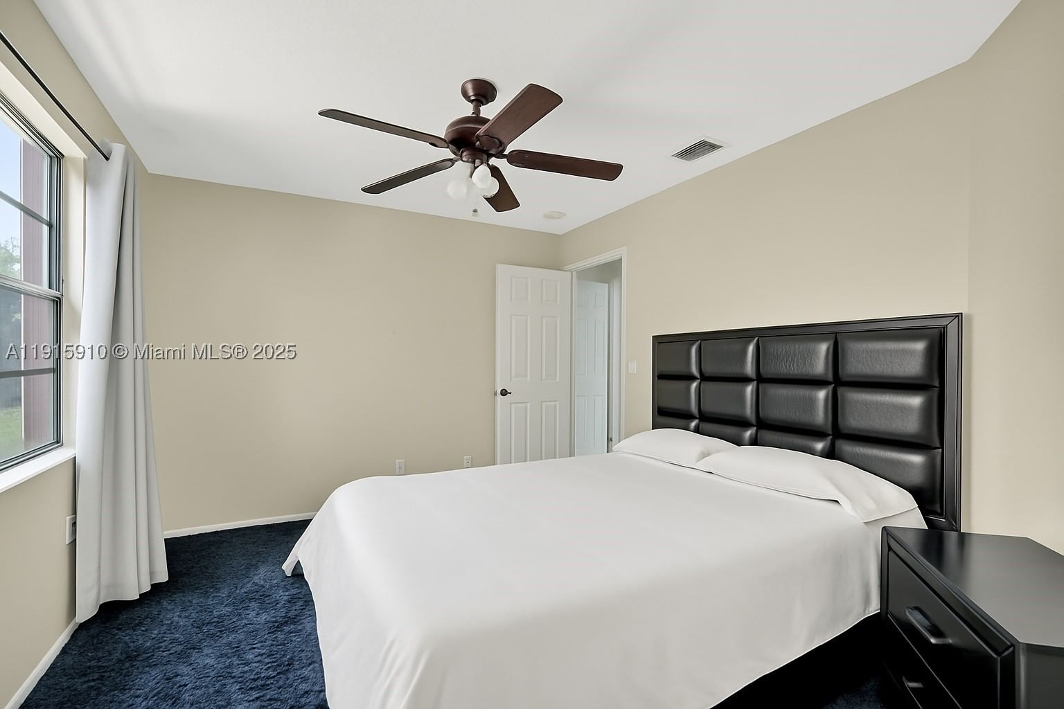 Real estate property located at 1579 Briar Oak Dr, Palm Beach, Madison Green 1 Par B, Royal Palm Beach, FL
