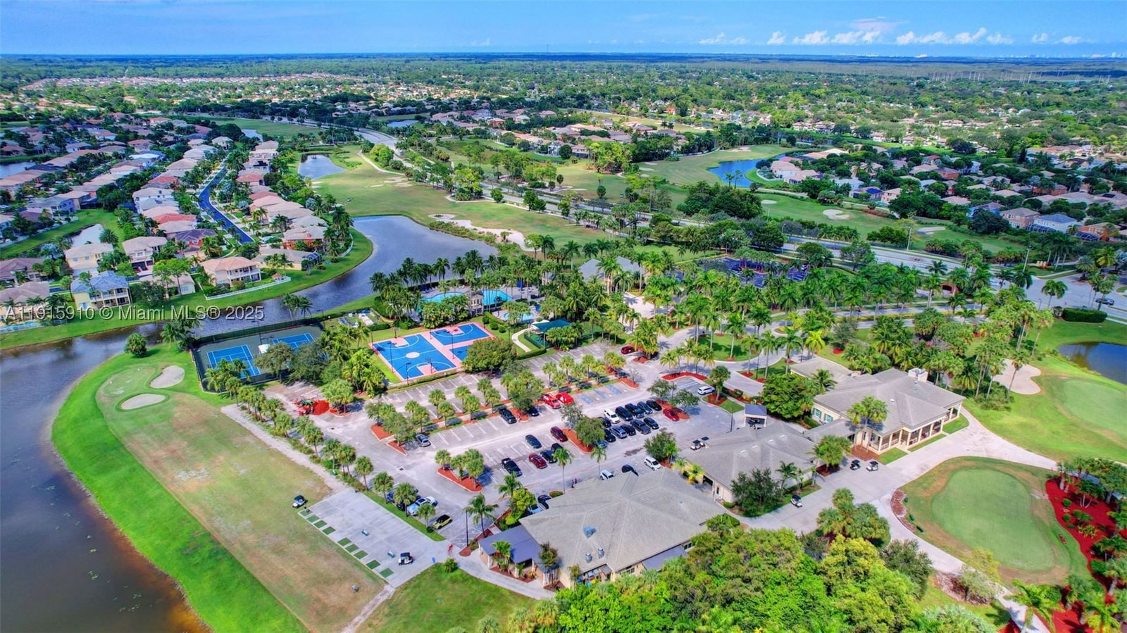 Real estate property located at 1579 Briar Oak Dr, Palm Beach, Madison Green 1 Par B, Royal Palm Beach, FL