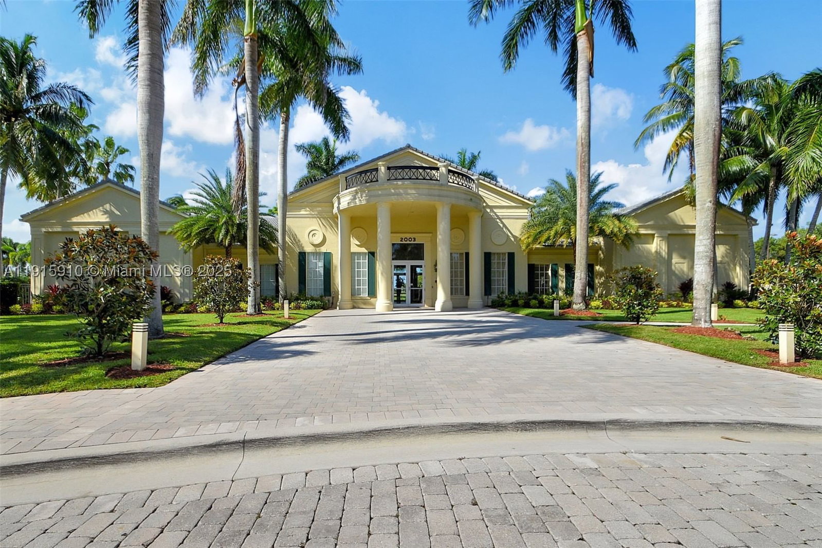 Real estate property located at 1579 Briar Oak Dr, Palm Beach, Madison Green 1 Par B, Royal Palm Beach, FL