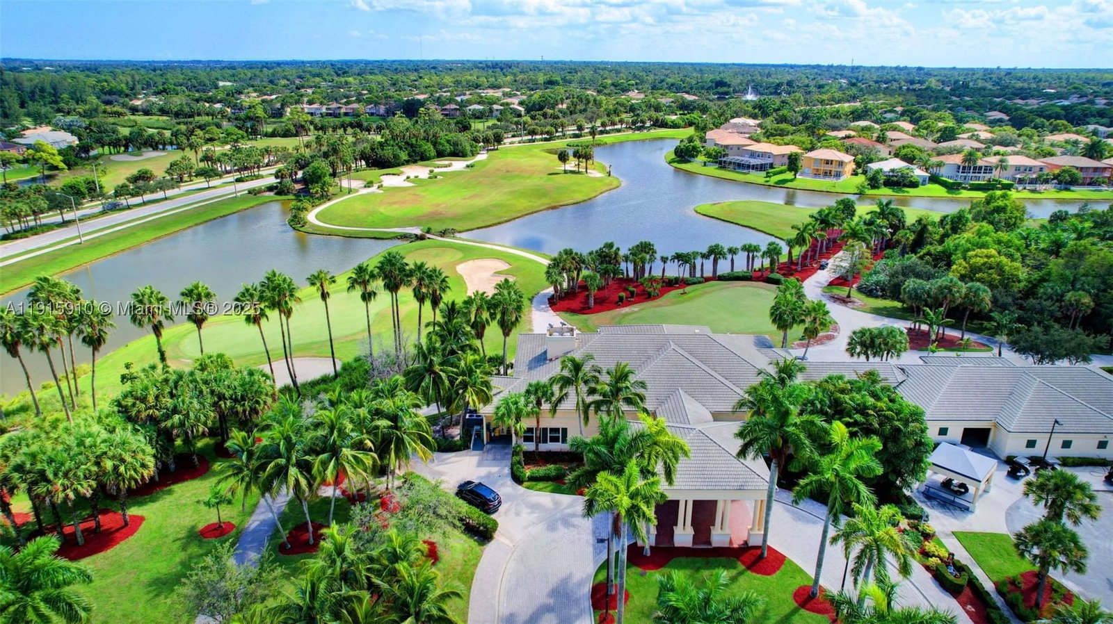 Real estate property located at 1579 Briar Oak Dr, Palm Beach, Madison Green 1 Par B, Royal Palm Beach, FL