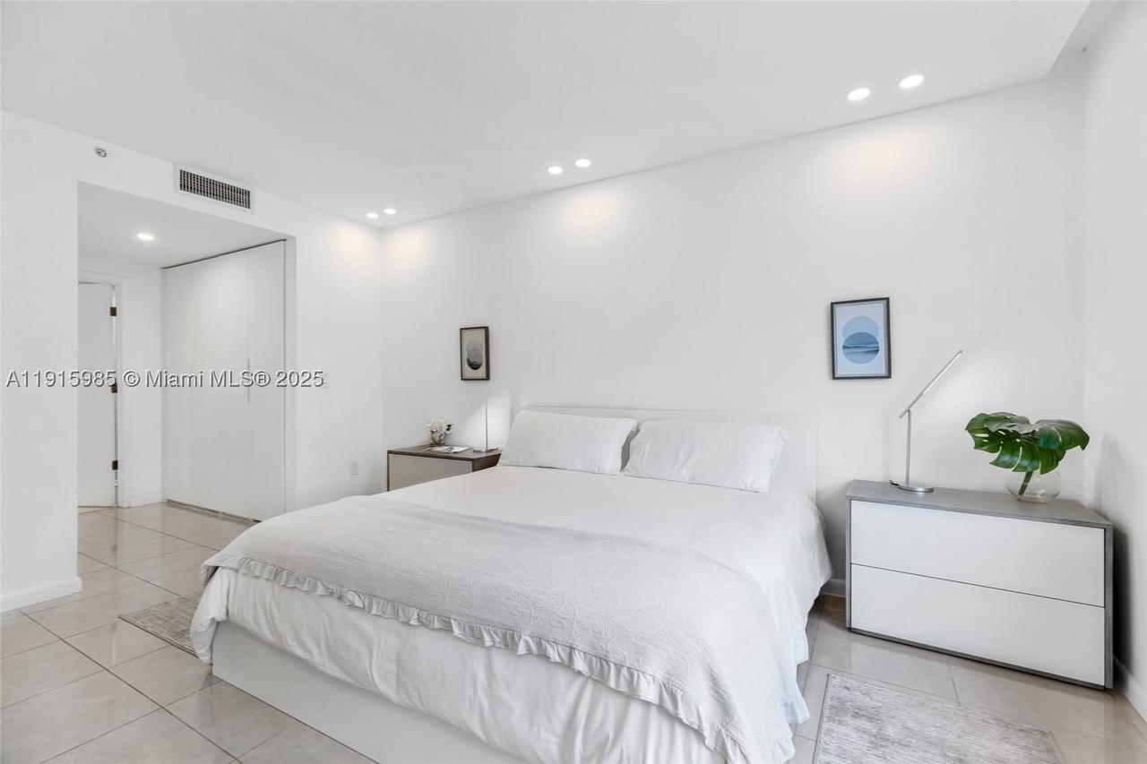 Real estate property located at 3250 1st Ave #605, Miami-dade, Midblock Miami Condo, Miami, FL