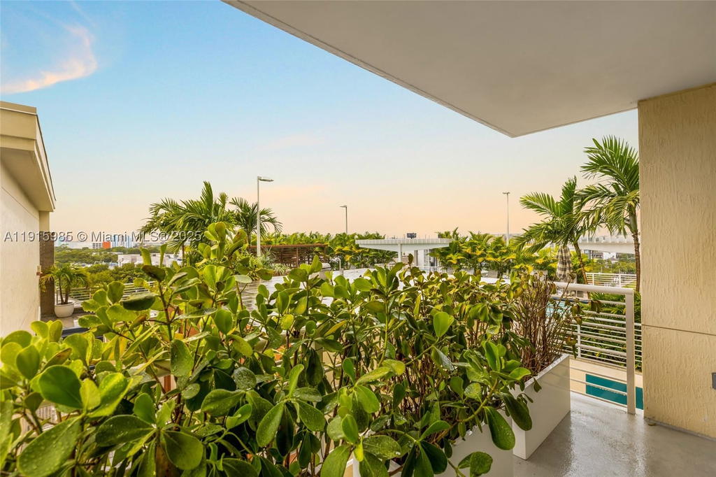 Real estate property located at 3250 1st Ave #605, Miami-dade, Midblock Miami Condo, Miami, FL