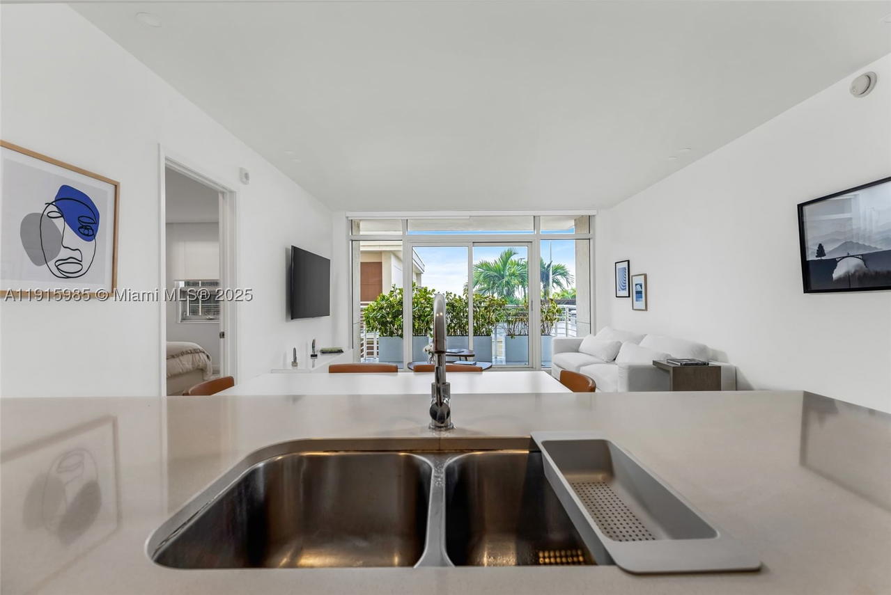 Real estate property located at 3250 1st Ave #605, Miami-dade, Midblock Miami Condo, Miami, FL