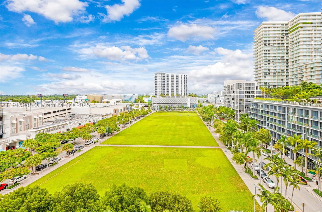 Real estate property located at 3250 1st Ave #605, Miami-dade, Midblock Miami Condo, Miami, FL